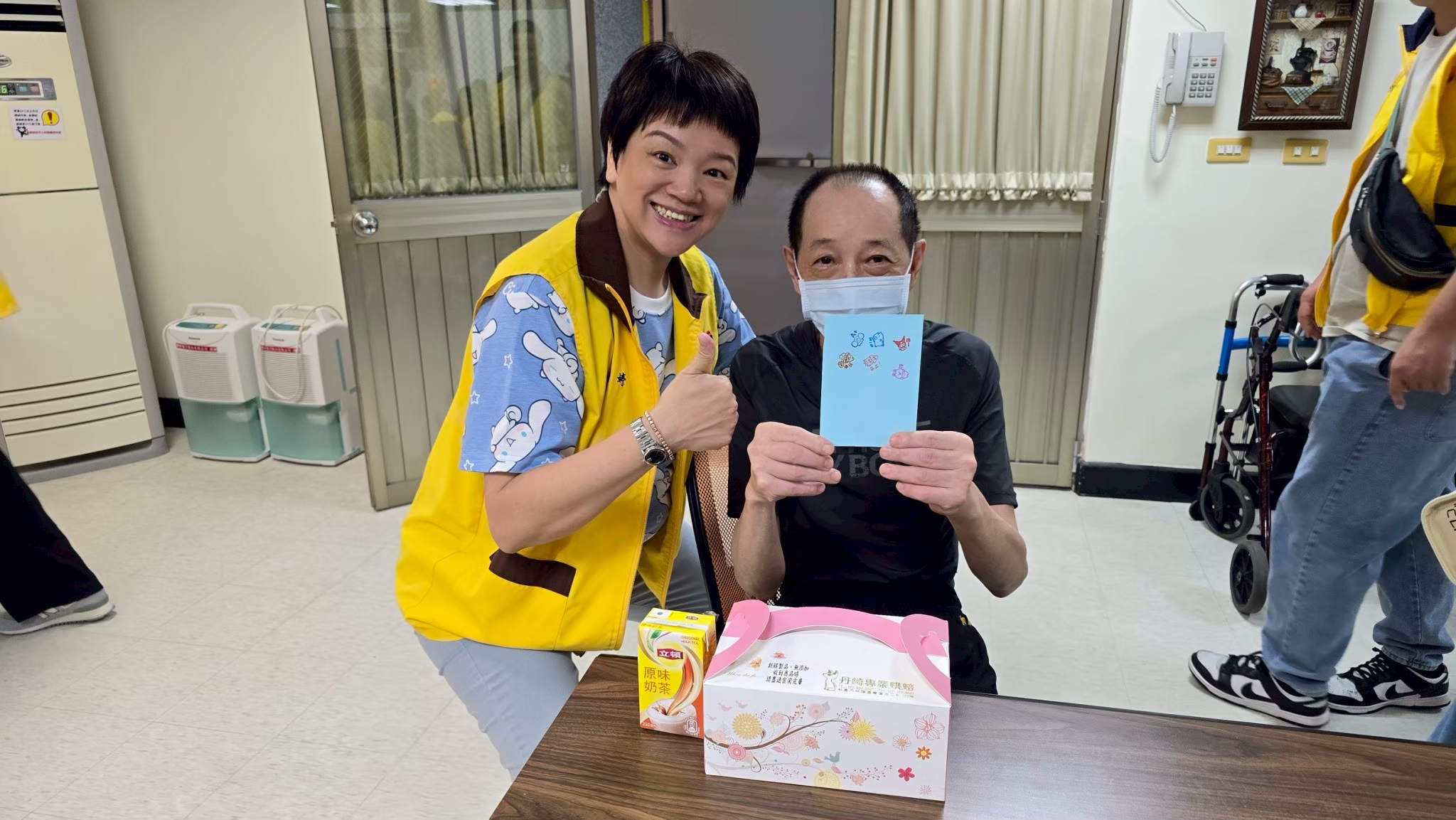 闖關成功，謝謝昇恆昌志工姐姐陪我玩桌遊