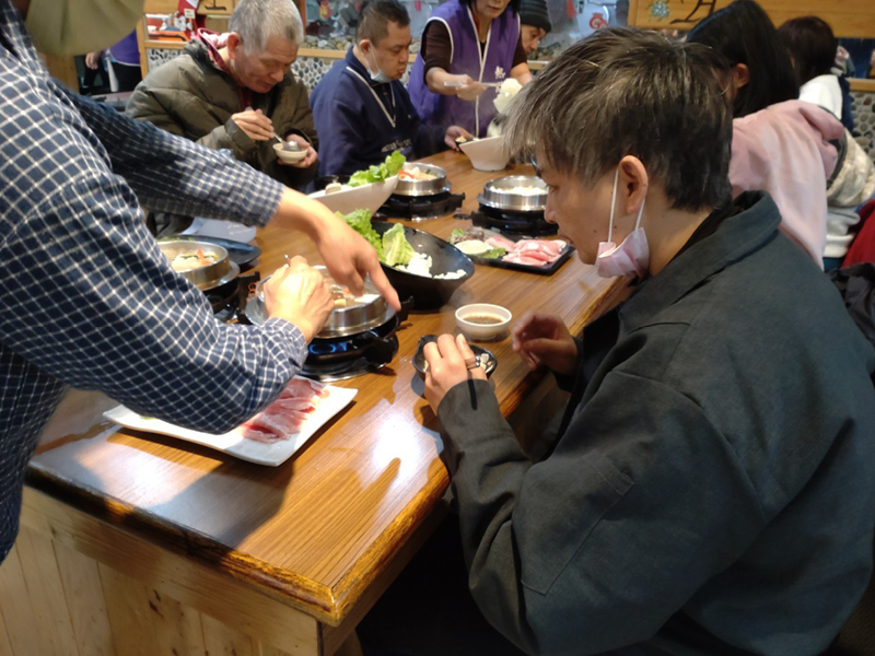 😘【202312月歲末冷冬熱「鍋」、溫暖身心❤️】(標題圖檔)