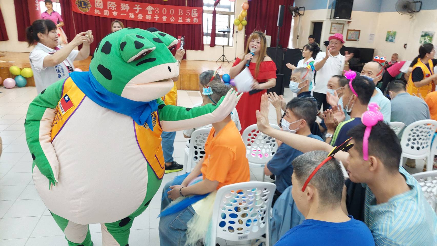 感謝「仁心善意・讓愛傳承」歡樂表演暨捐贈活動(標題圖檔)
